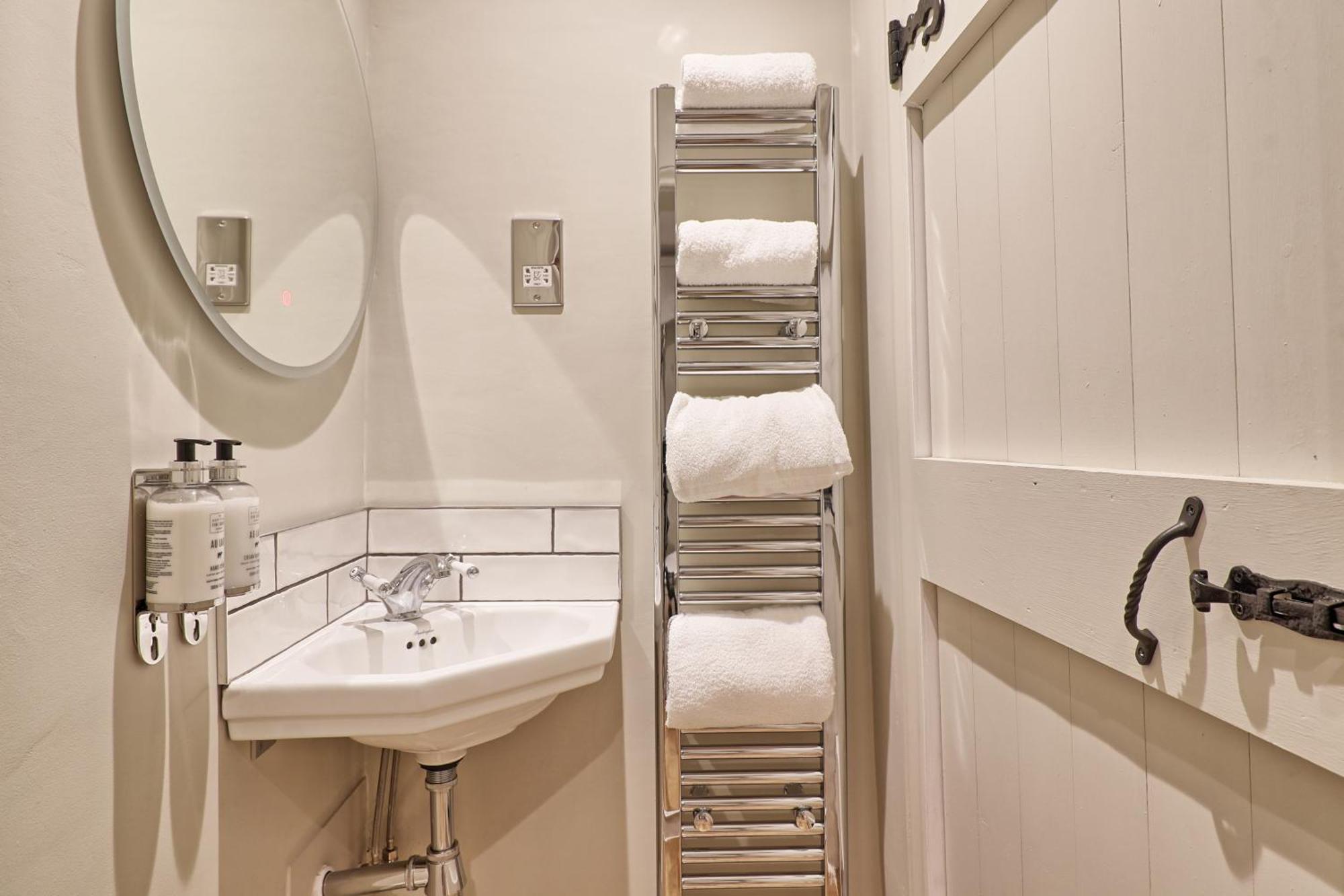Ranfield'S Brasserie Hotel Rooms 코게샬 외부 사진