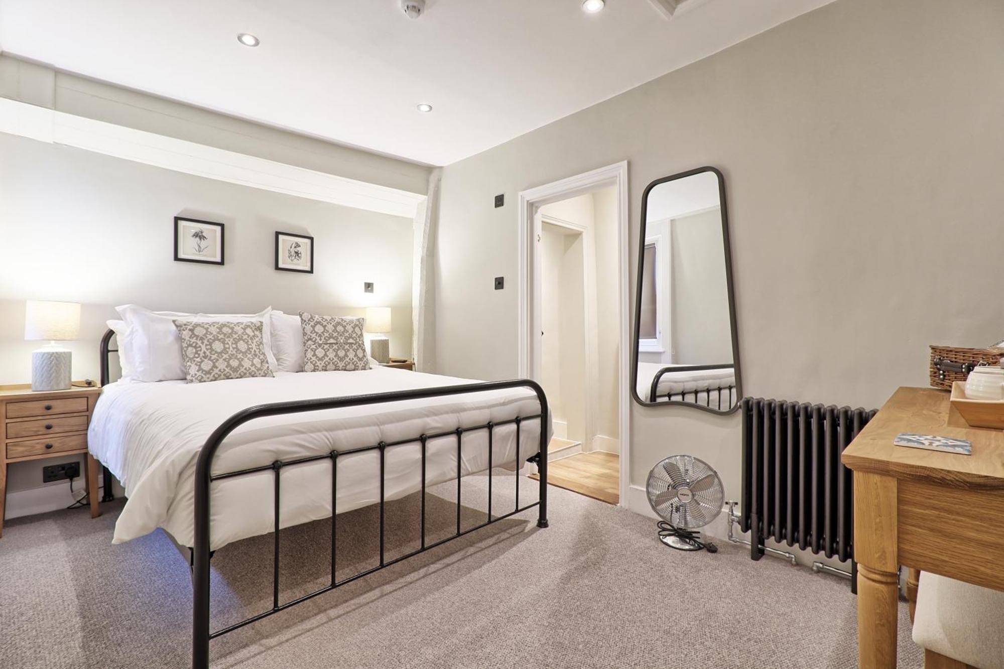 Ranfield'S Brasserie Hotel Rooms 코게샬 외부 사진