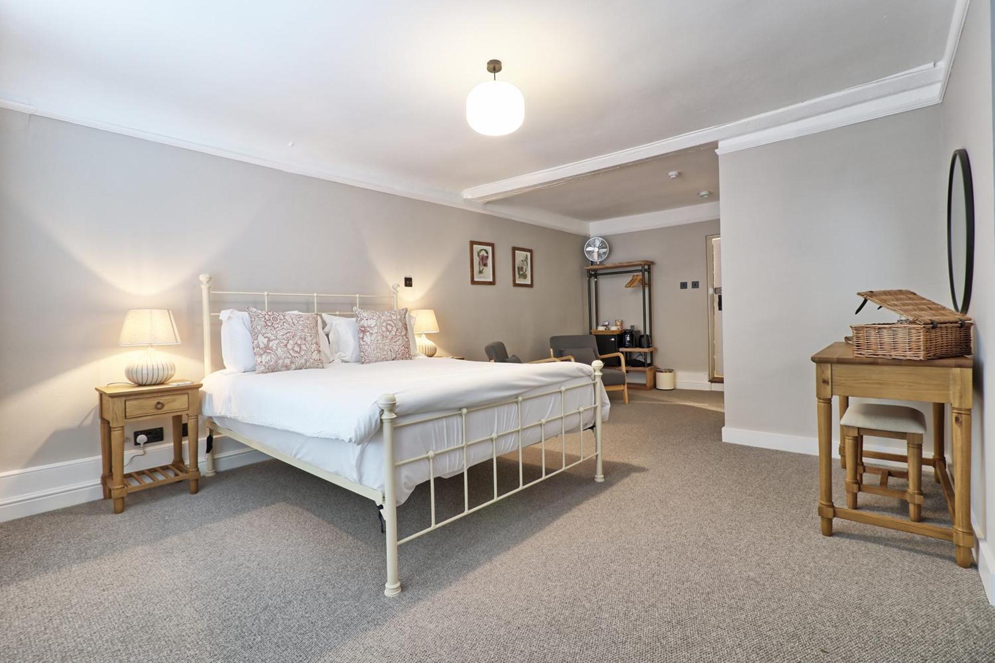 Ranfield'S Brasserie Hotel Rooms 코게샬 외부 사진